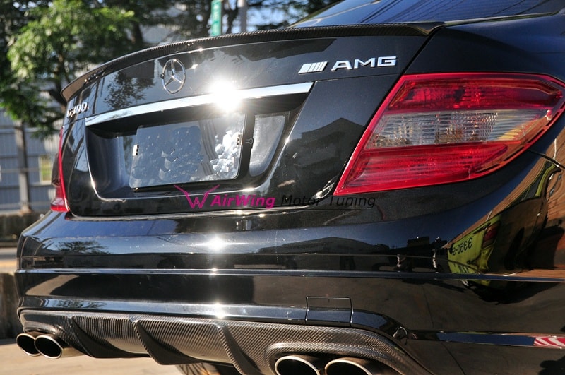 W204 - AMG style Carbon Trunk Spoiler 02